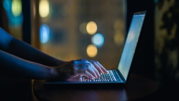Hands on laptop